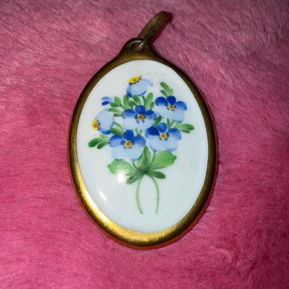 Floral Pendant with Blue Flowers - Picture 2 of 3